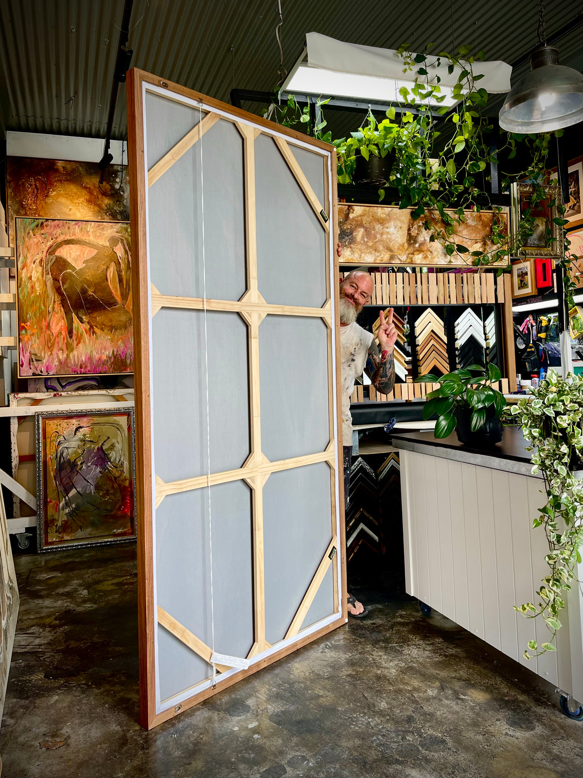 Artist Canvas + Oak Floating Frame